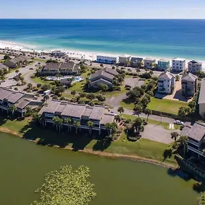Holiday home Seascape Lakefront